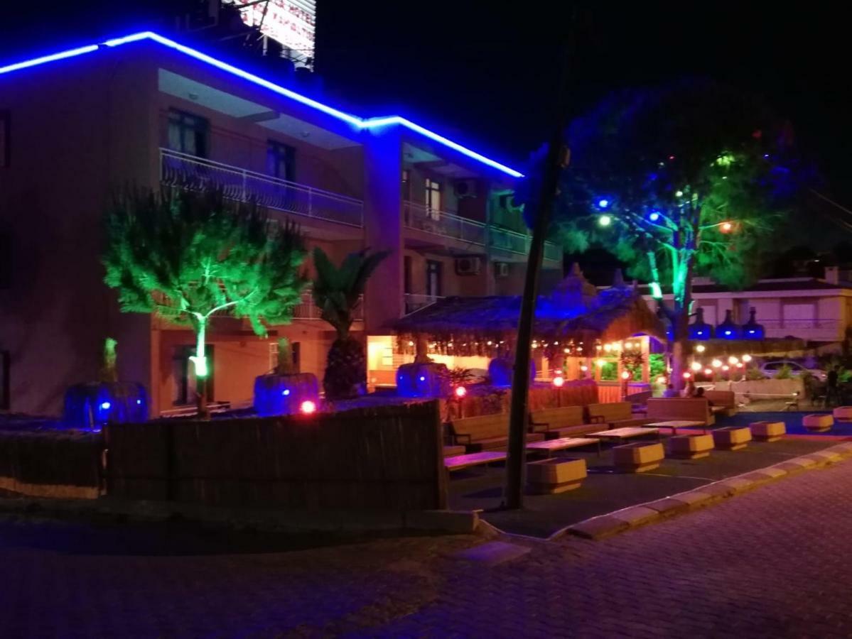 Grand Yayla Hotel Çeşme Exteriör bild